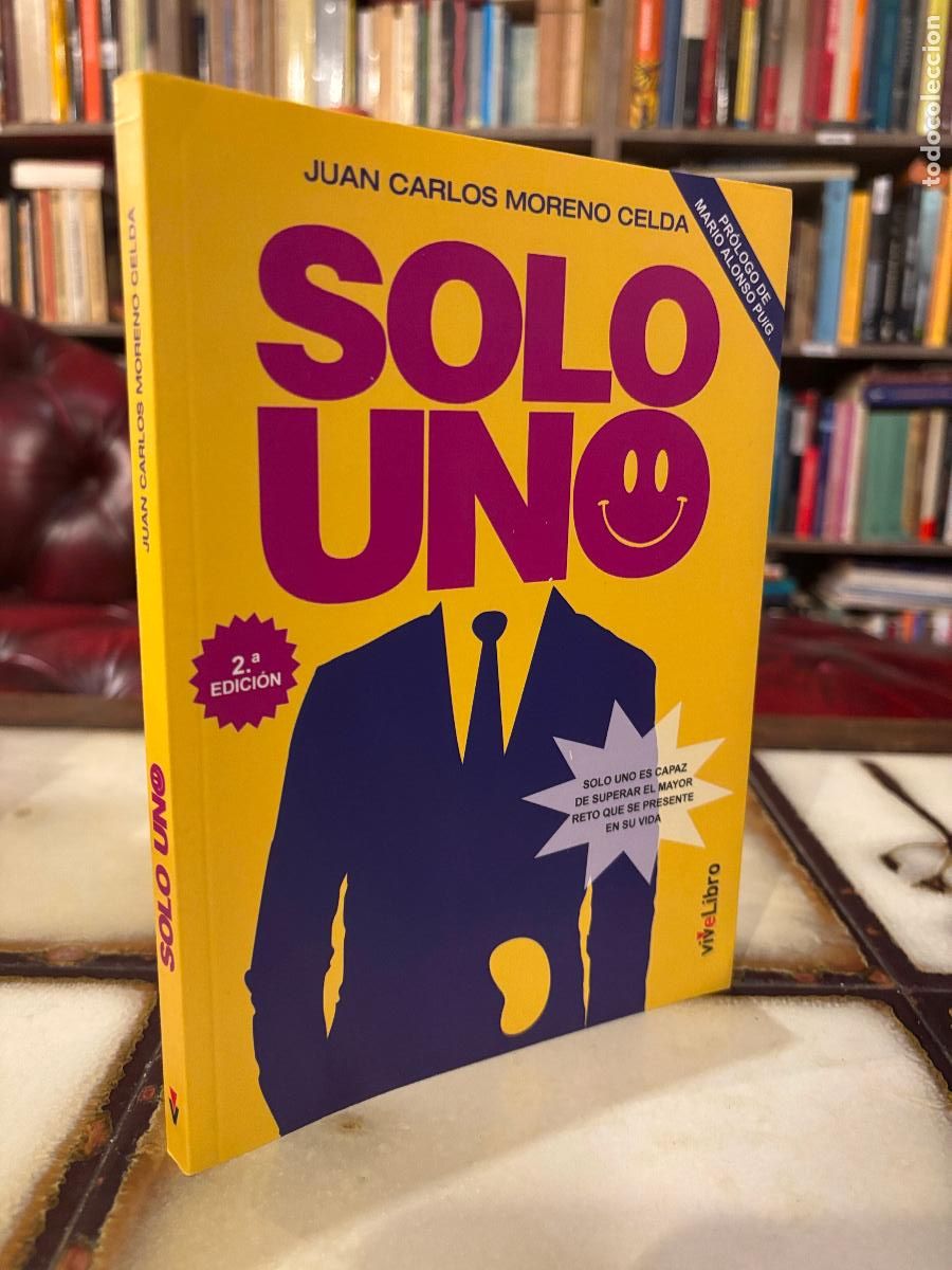 Libros de segunda mano: Solo uno. Juan Carlos Moreno Celda. - Foto 1