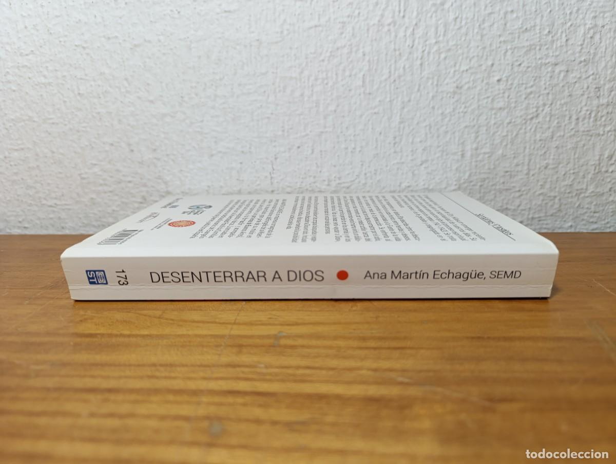 Libros de segunda mano: Desenterrar a Dios - Ana Mart&iacute;n Echag&uuml;e Sal Terrae 2021 - Foto 2