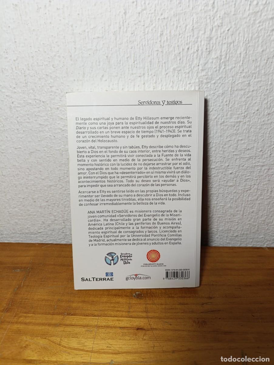 Libros de segunda mano: Desenterrar a Dios - Ana Mart&iacute;n Echag&uuml;e Sal Terrae 2021 - Foto 3