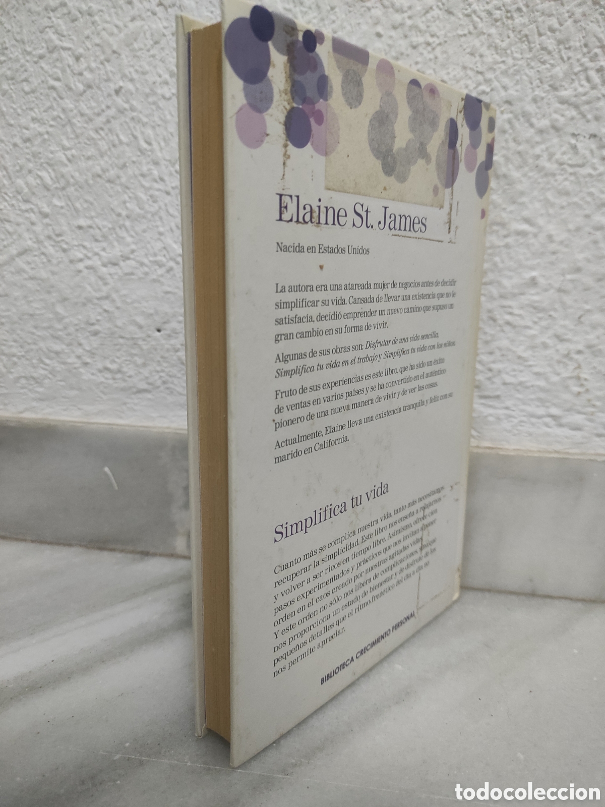 Libros de segunda mano: Simplifica tu vida - Elaine St. James (REGALO) - Foto 2