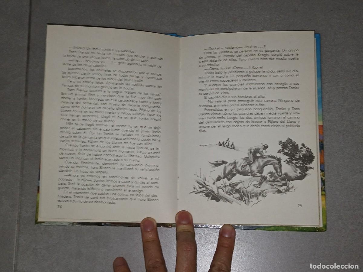 Libros de segunda mano: Libro. Tonka, pel&iacute;cula de Walt Disney, Ediciones Gaisa - Foto 5