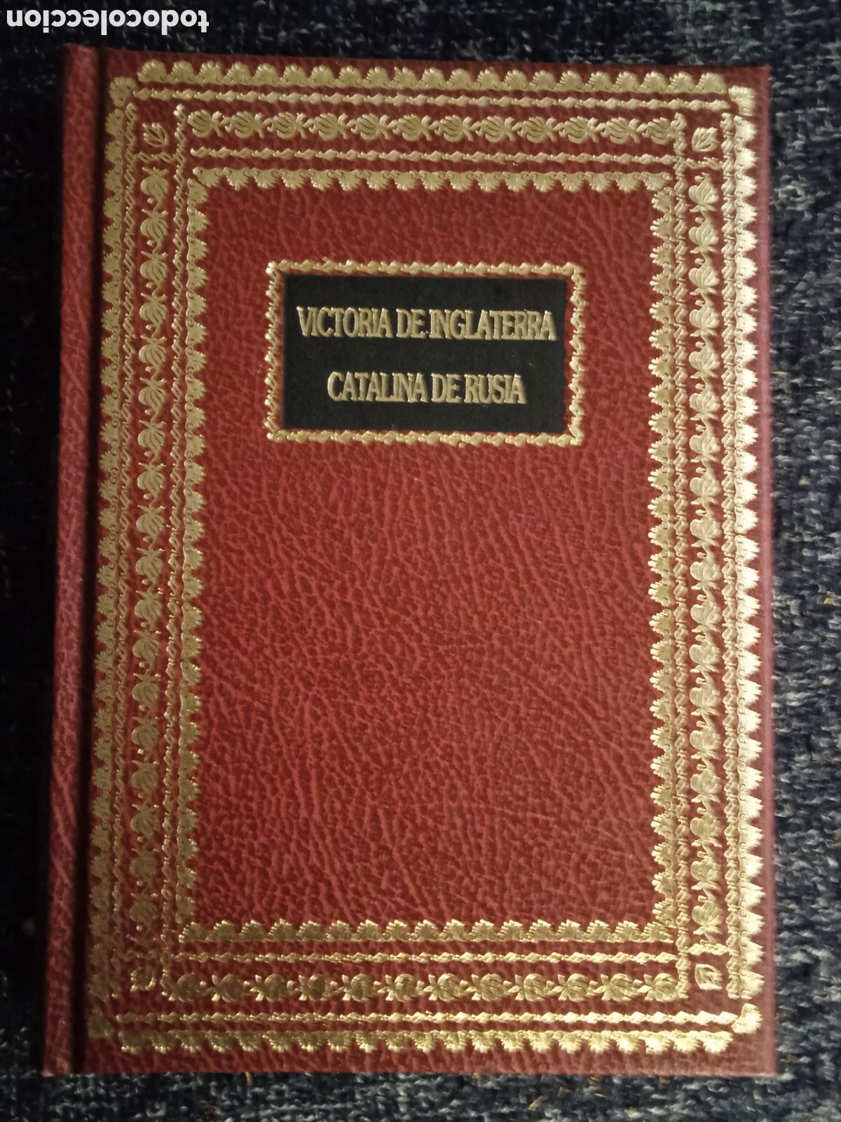 Second hand books: Victoria de Inglaterra / Maria Sanz - Catalina de Rusia / Luisa Celaa