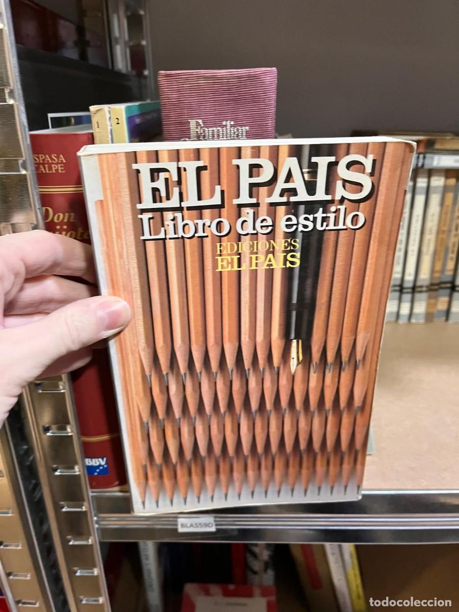 Libros de segunda mano: BLAS59D EL PAIS. LIBRO DE ESTILO. - Foto 1