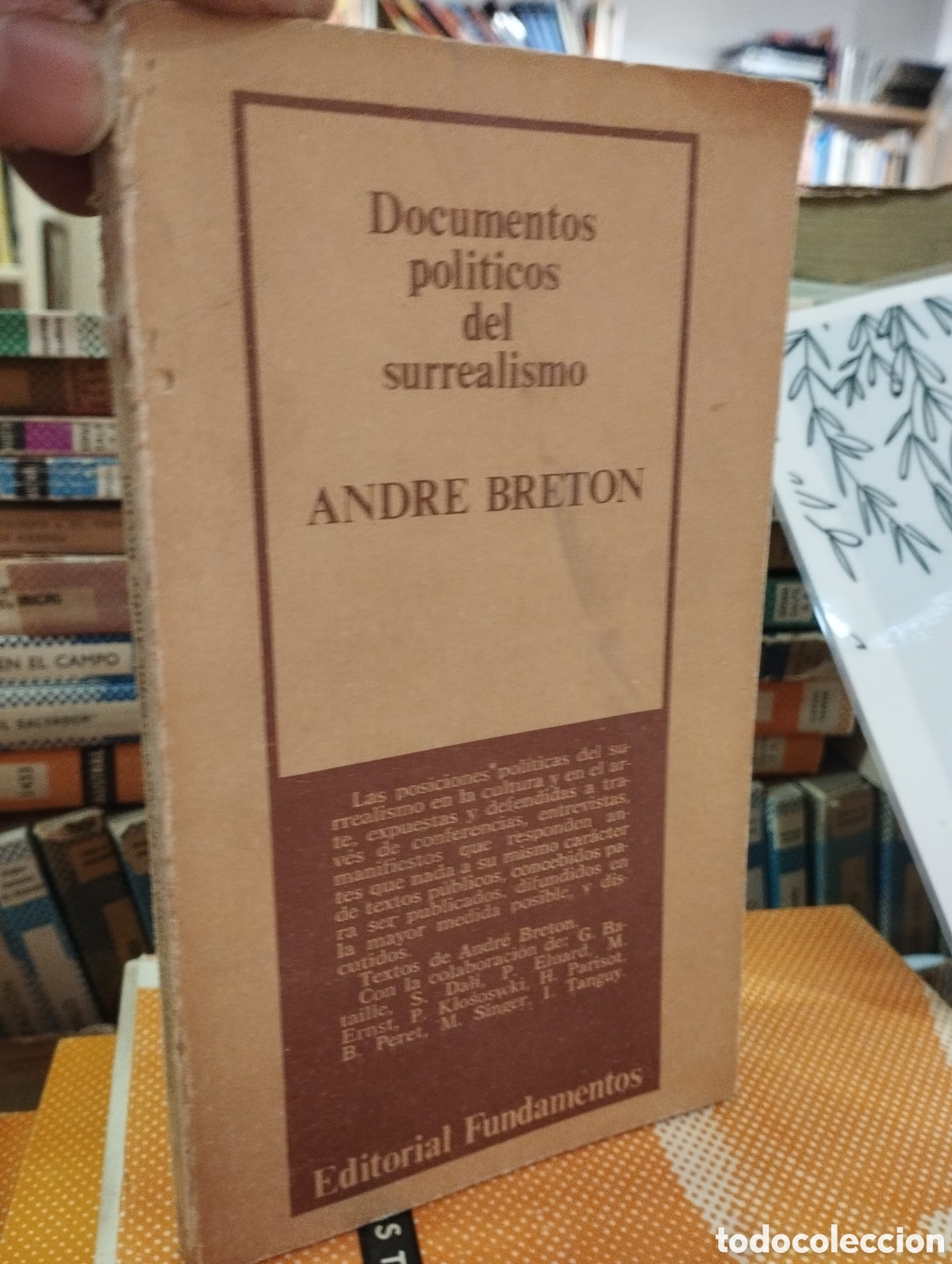 Libros de segunda mano: Documentos pol&iacute;ticos del surrealismo - Andr&eacute; Breton - Foto 1