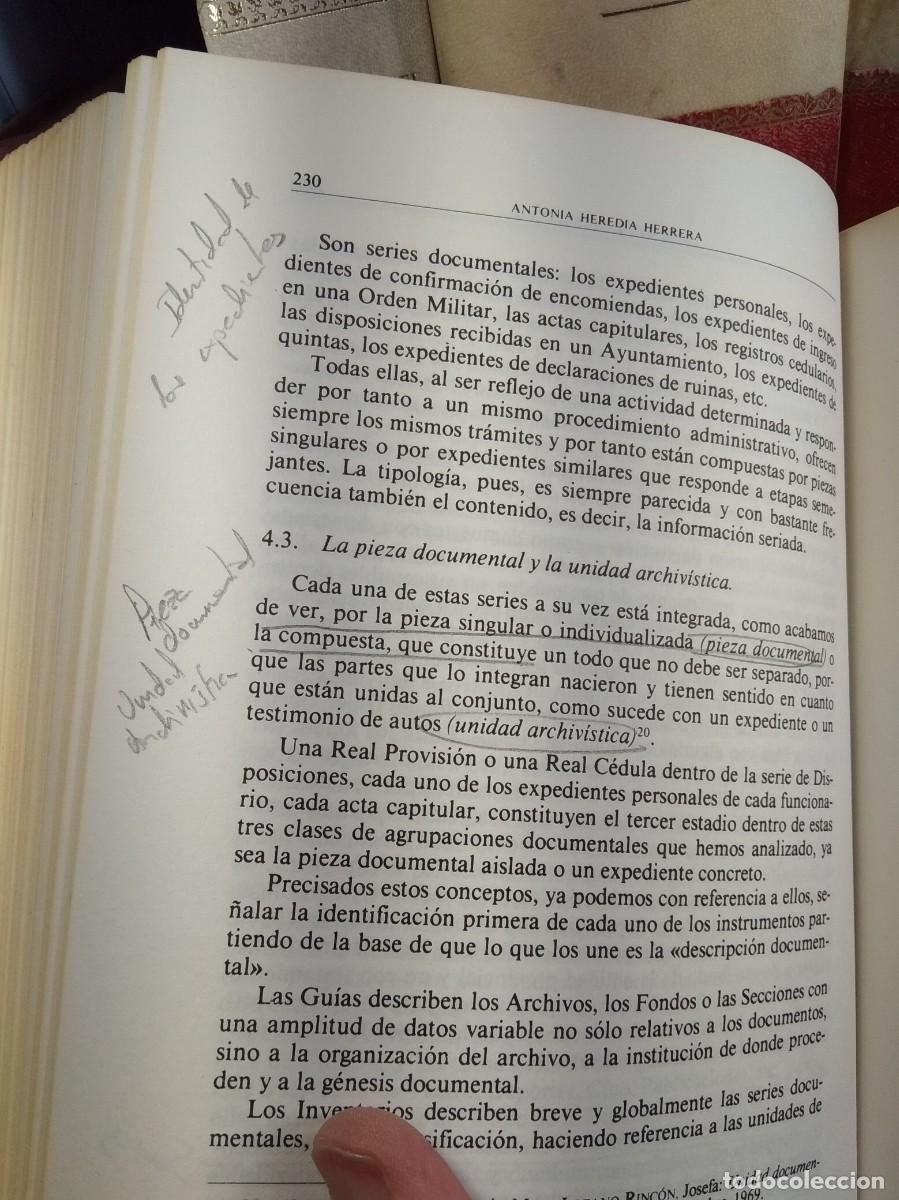 Libros de segunda mano: ARCHIV&Iacute;STICA GENERAL. TEOR&Iacute;A Y PR&Aacute;CTICA. HEREDIA HERRERA, Antonia. - Foto 3