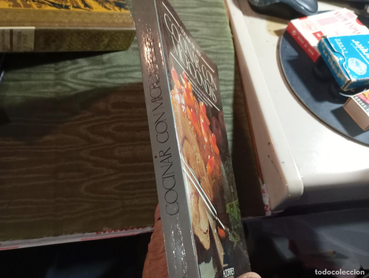 Libros de segunda mano: libro cocinar con microhondas - Foto 2