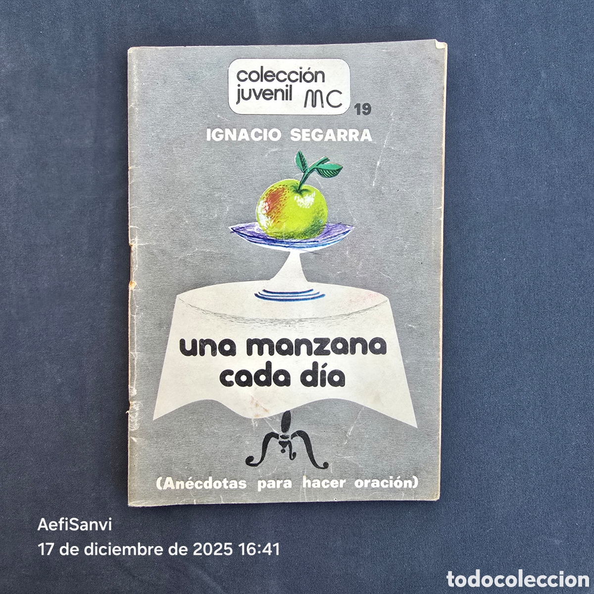 Libri di seconda mano: UNA MANZANA CADA DIA (IGNACIO SEGARRA) (COLECCI&Oacute;N JUVENIL)