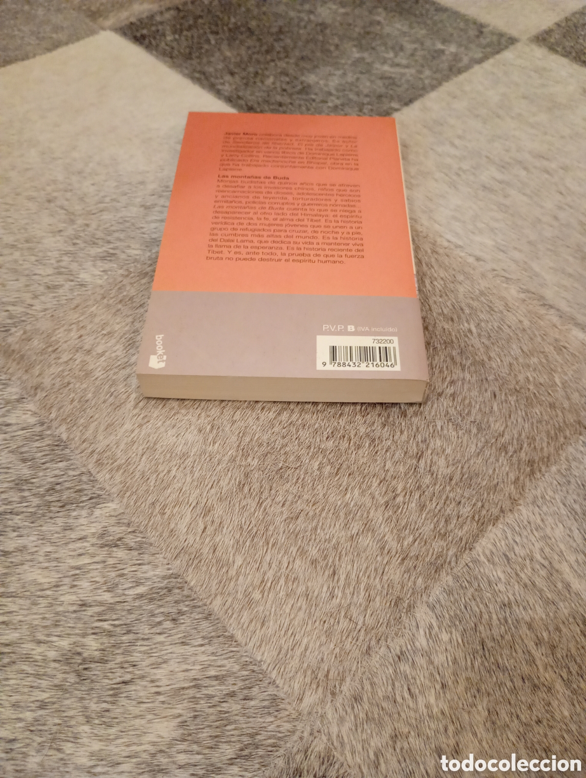 Libros de segunda mano: Las monta&ntilde;as de Buda. Javier Moro - Foto 2