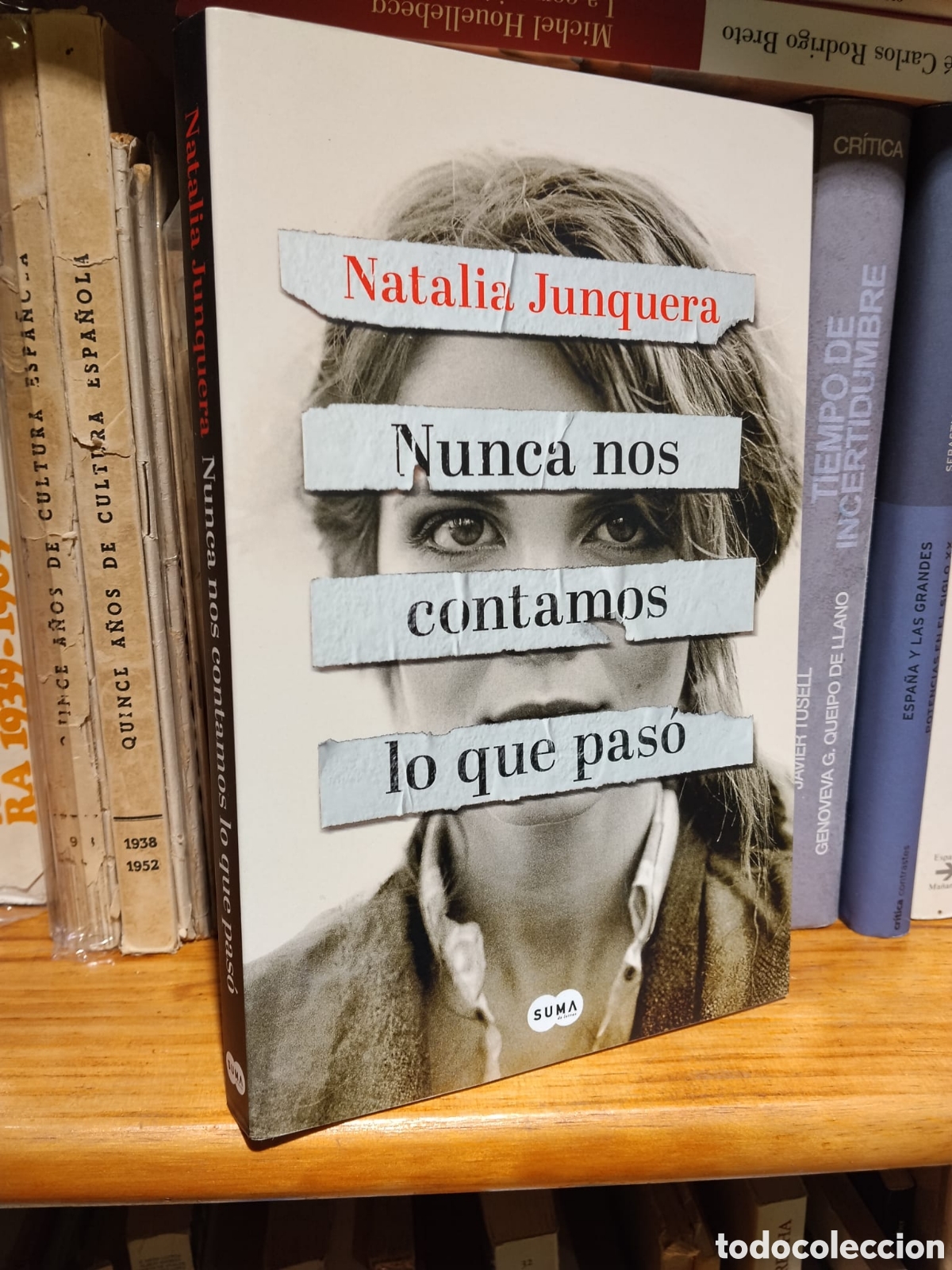 Libros de segunda mano: Nunca nos contamos lo que pas&oacute; - Natalia Junquera - Foto 1