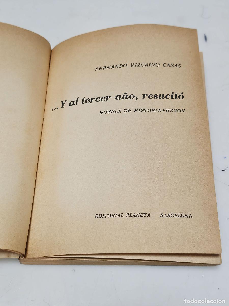 Libros de segunda mano: libro vintage Y al Tercer dia resucito - Foto 5