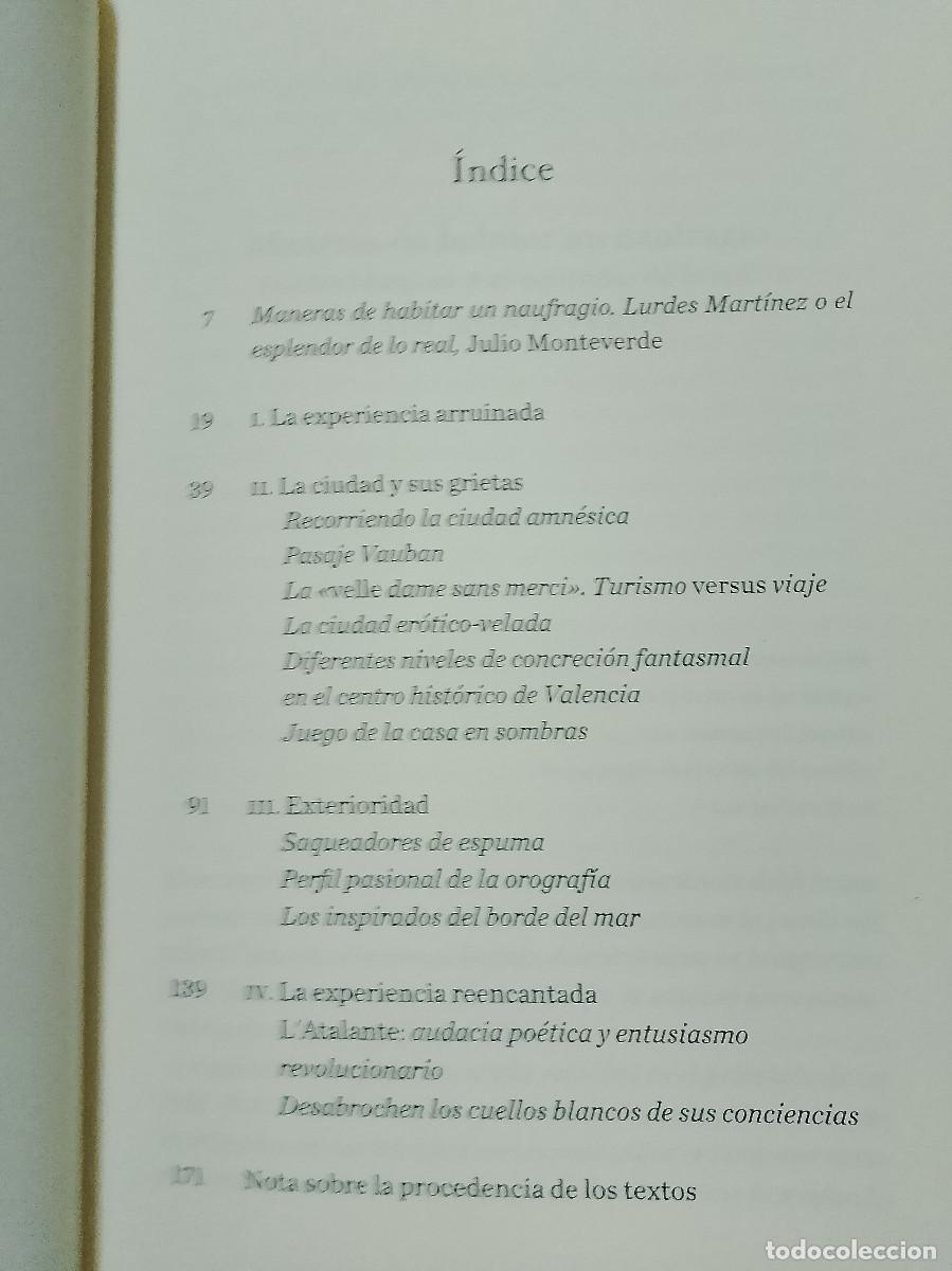 Libros de segunda mano: Lurdes Mart&iacute;nez: Saqueadores de espuma (Ediciones El Salm&oacute;n. 2019) - Foto 3