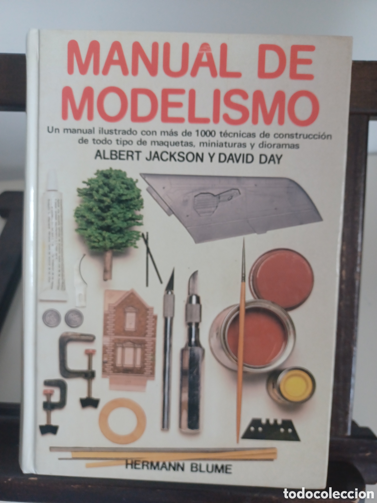 Libros de segunda mano: Manual de modelismo/ Albert Jackdon & David Day/ Hermann Blume, 1985 - Foto 1