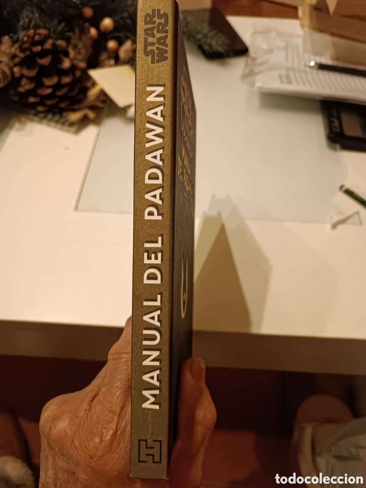 Libros de segunda mano: Libro: Star Wars.Manual del Padawan. - Foto 2