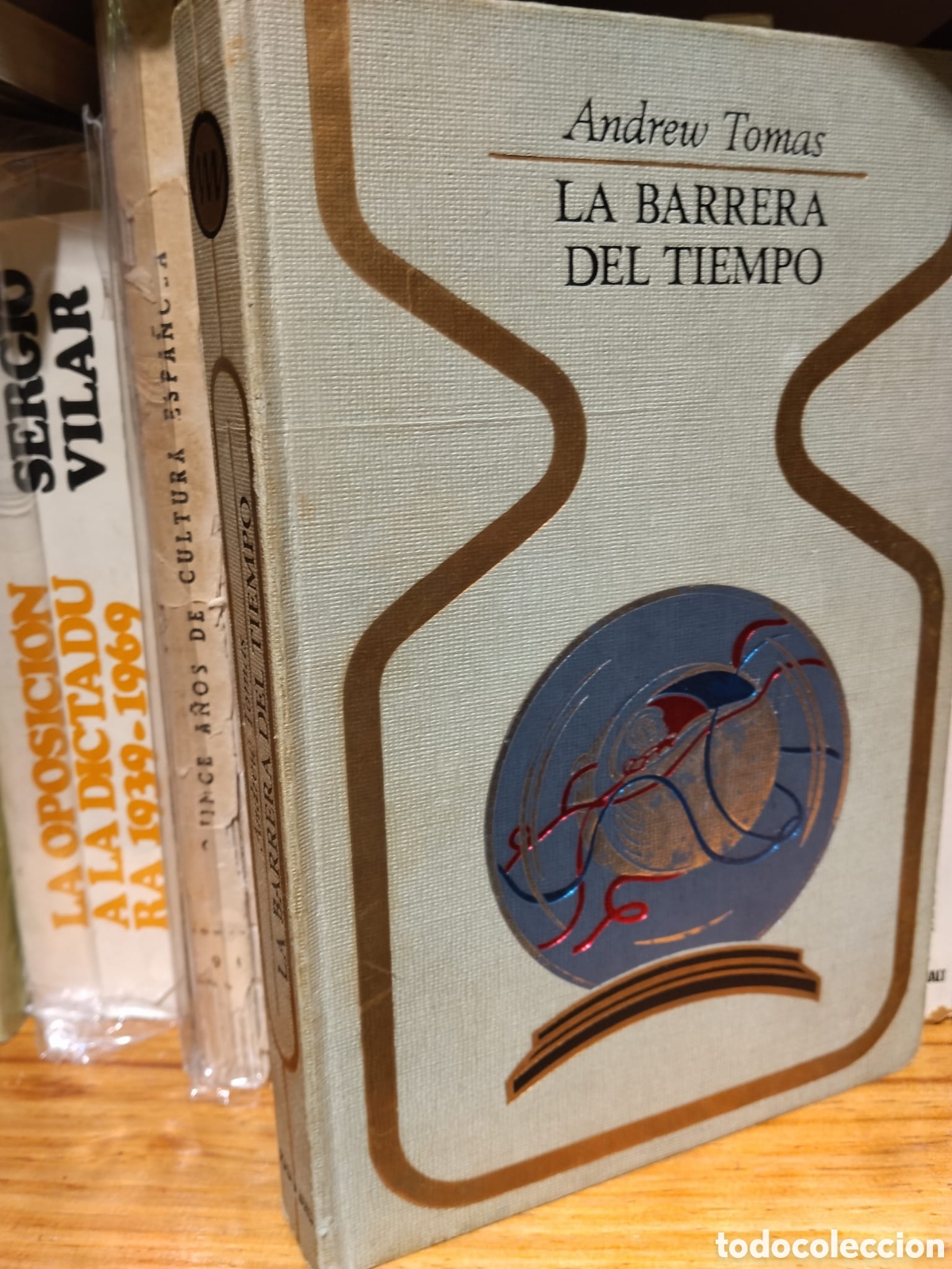 Libros de segunda mano: La barrera del tiempo - Andrew Tomas - Foto 1