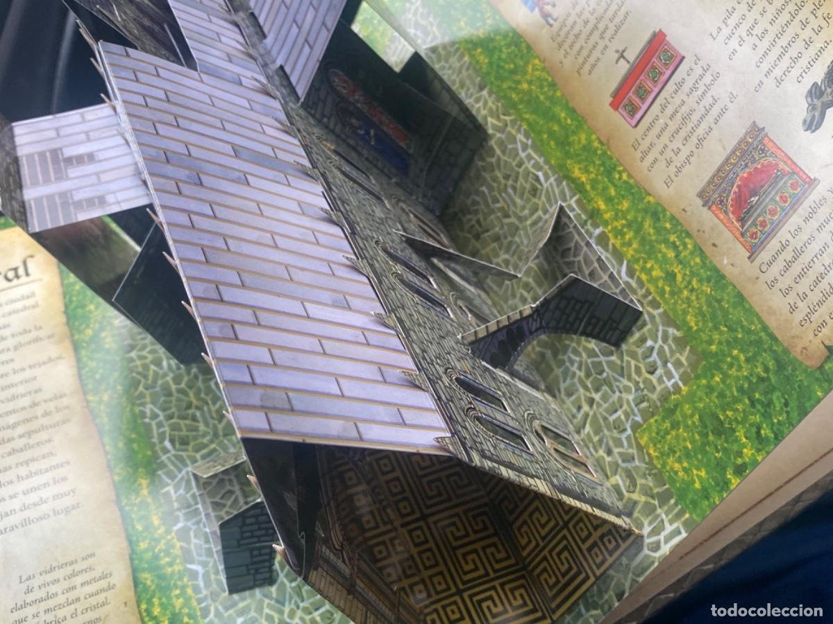 Libros de segunda mano: UNA CIUDAD MEDIEVAL LIBRO POP-UP - Foto 4