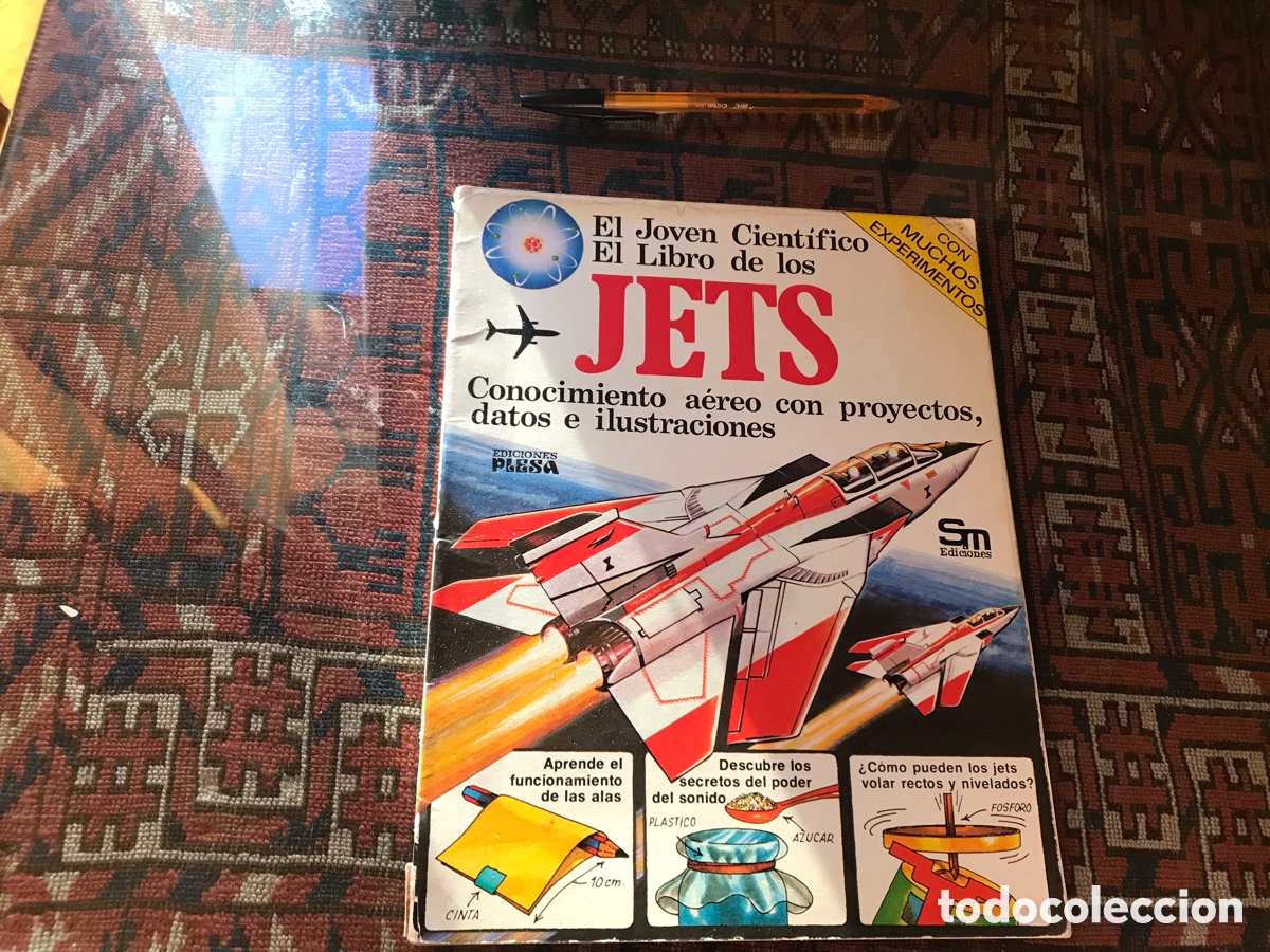Second hand books: Joven cient&iacute;fico. El libro de los Jets. Ediciones Plesa