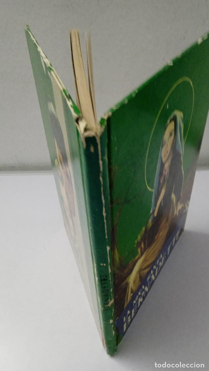 Libros de segunda mano: LA NI&Ntilde;A SANTA: BERNADETTE - Foto 2