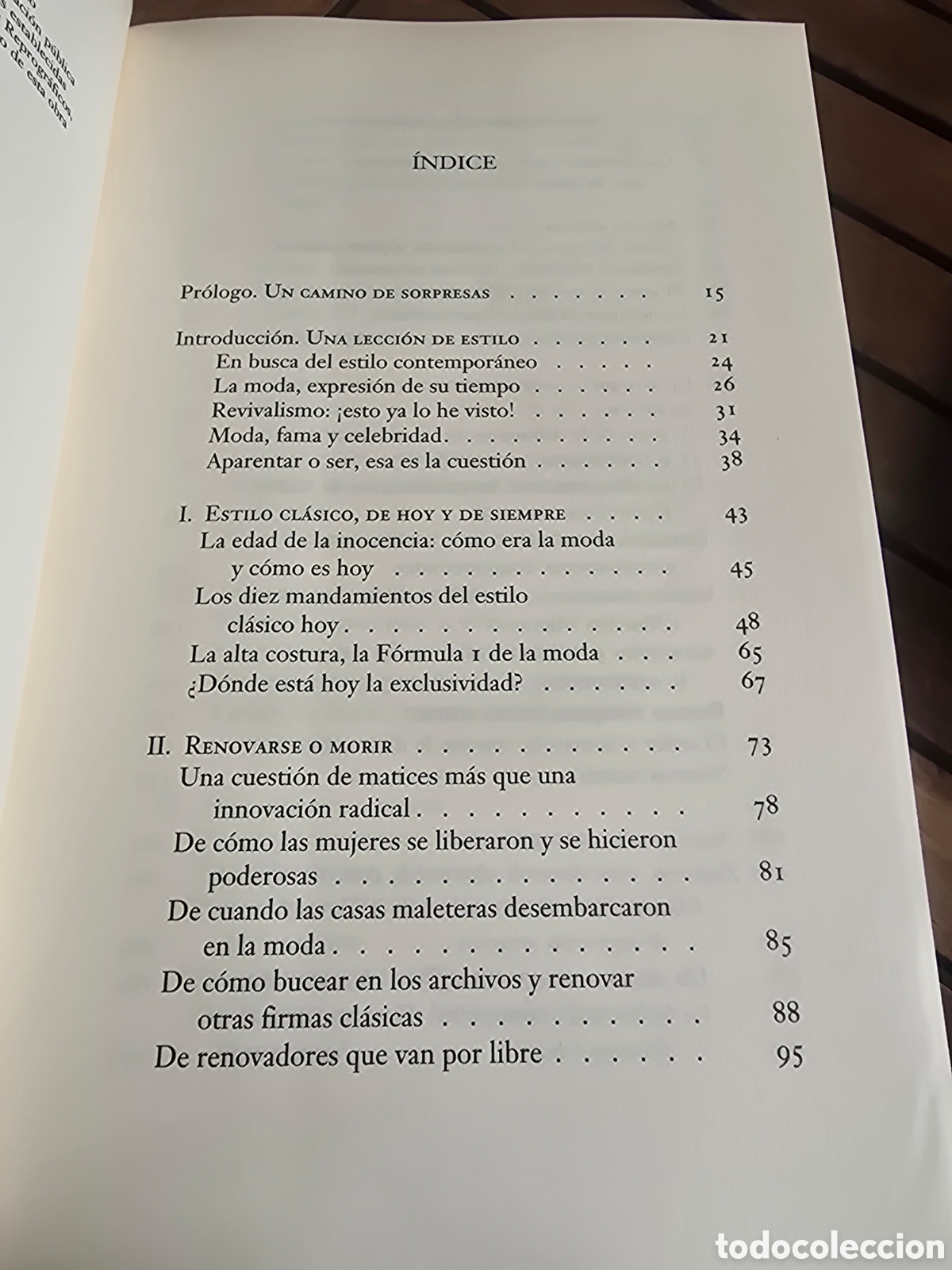 Libros de segunda mano: El libro rojo del estilo Chavez, Brenda Editorial PENINSULA 2017 guia de estilo y moda - Foto 5