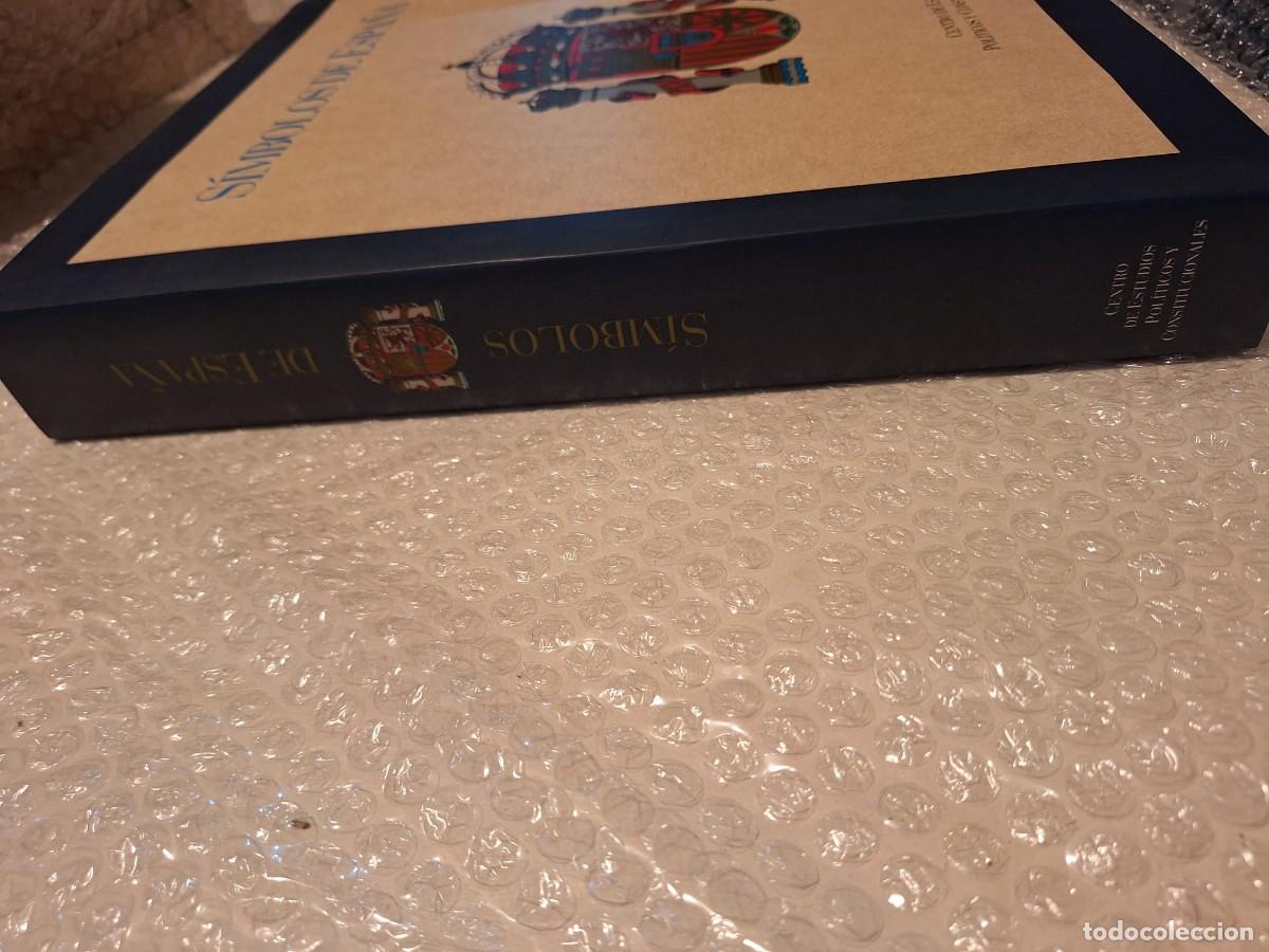 Libros de segunda mano: S&Iacute;MBOLOS DE ESPA&Ntilde;A. CENTRO DE ESTUDIOS POL&Iacute;TICOS Y CONSTITUCIONALES. - Foto 5