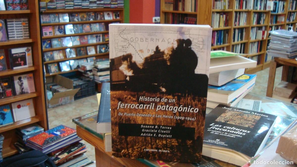 Libros de segunda mano: Historia de un Ferrocarril Patag&oacute;nico. - Foto 1