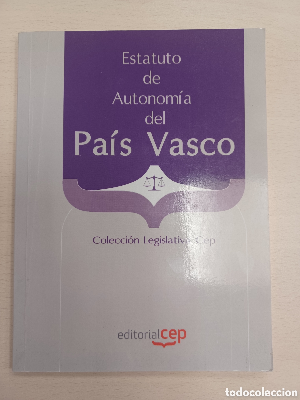Libros de segunda mano: Estatuto de autonom&iacute;a del pa&iacute;s Vasco - Foto 1