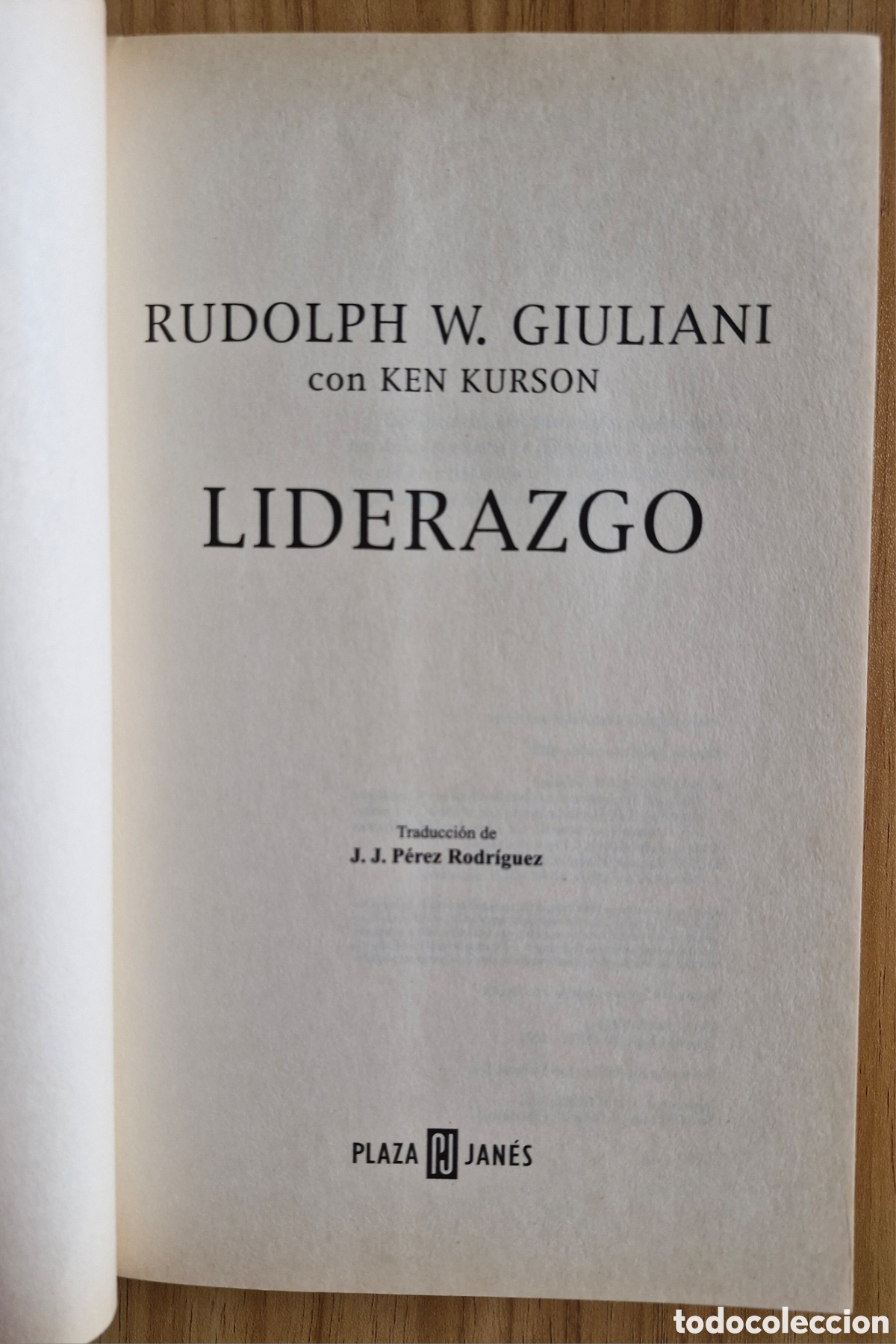Libros de segunda mano: LIDERAZGO - Rudolph W. Giuliani - Foto 2