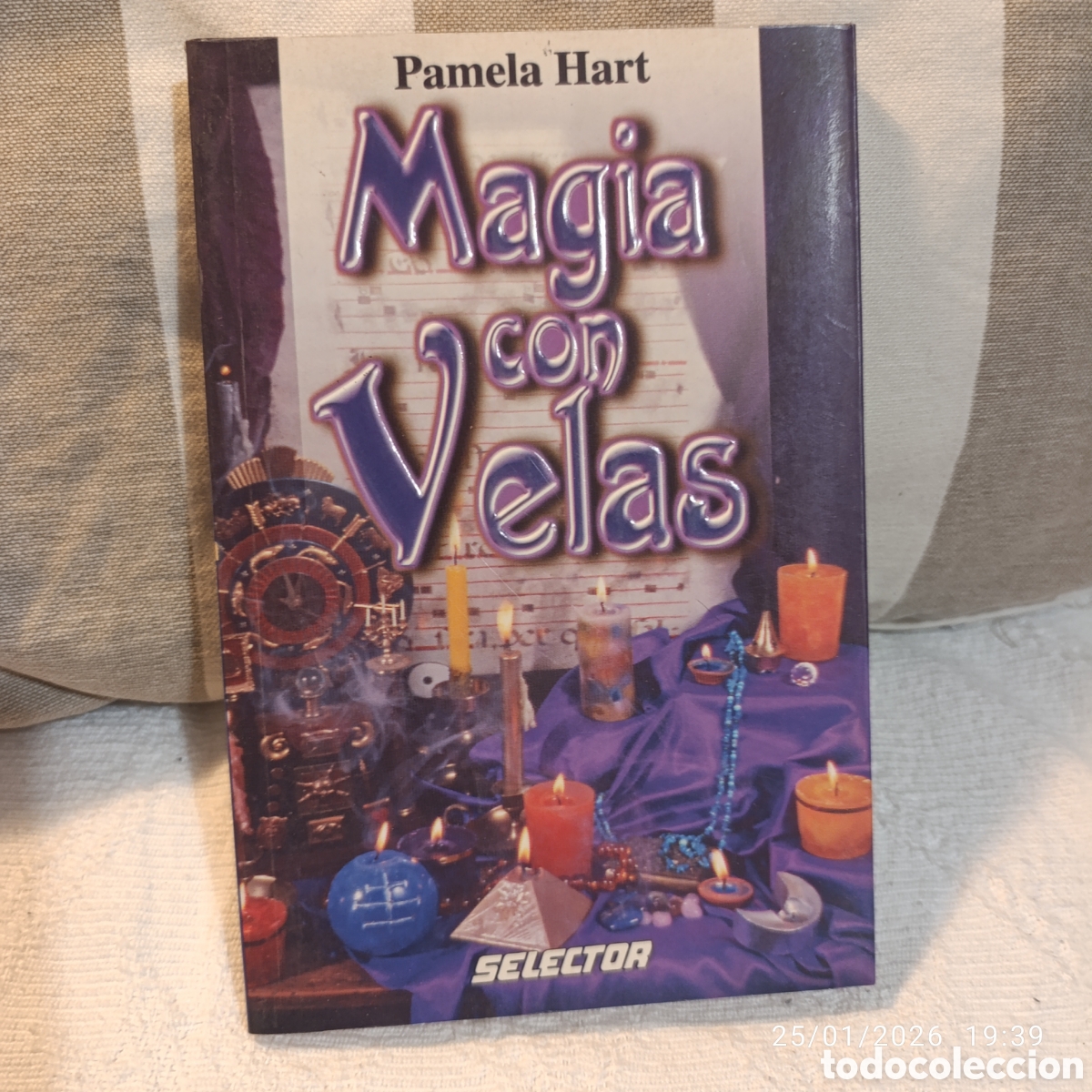 Libros de segunda mano: Magia con Velas&rdquo;&nbsp;de Pamela Hart,1 edici&oacute;n - Foto 1