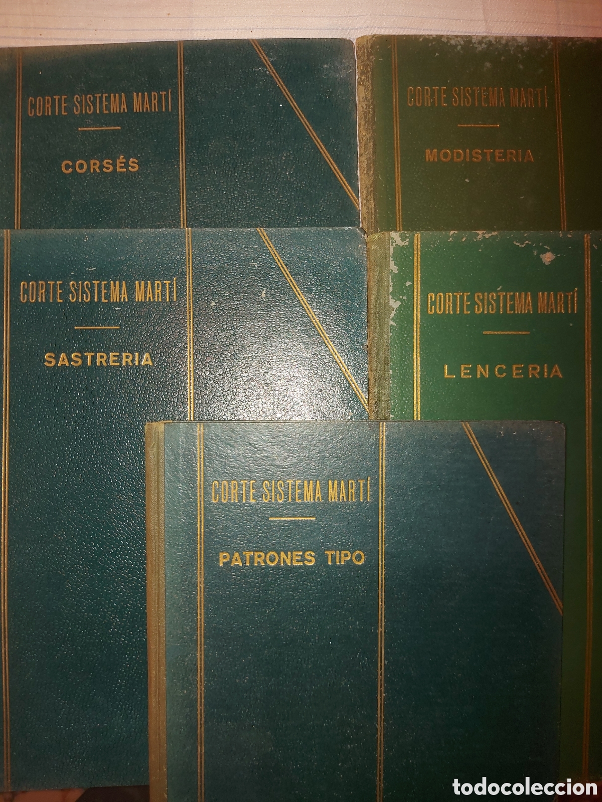Libros de segunda mano: Corte sistema Marti manual de sastreria - Foto 1
