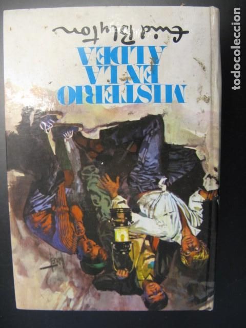 Libros de segunda mano: MISTERIO EN LA ALDEA. ENID BLYTON - Foto 1