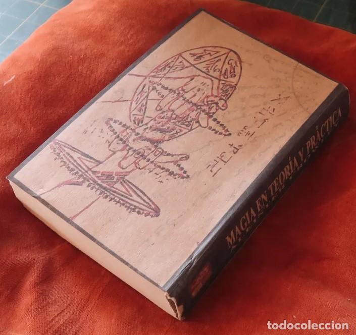 Libros de segunda mano: Aleister Crowley &mdash; Magia en teor&iacute;a y pr&aacute;ctica - LM - Foto 2