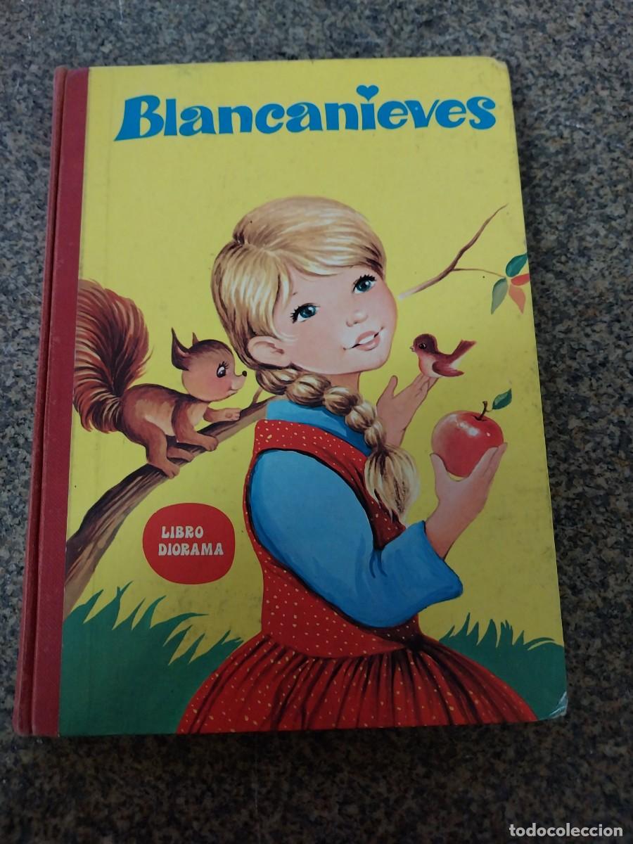 Libros de segunda mano: BLANCANIEVES -- LIBRO DIORAMA -- - Foto 1