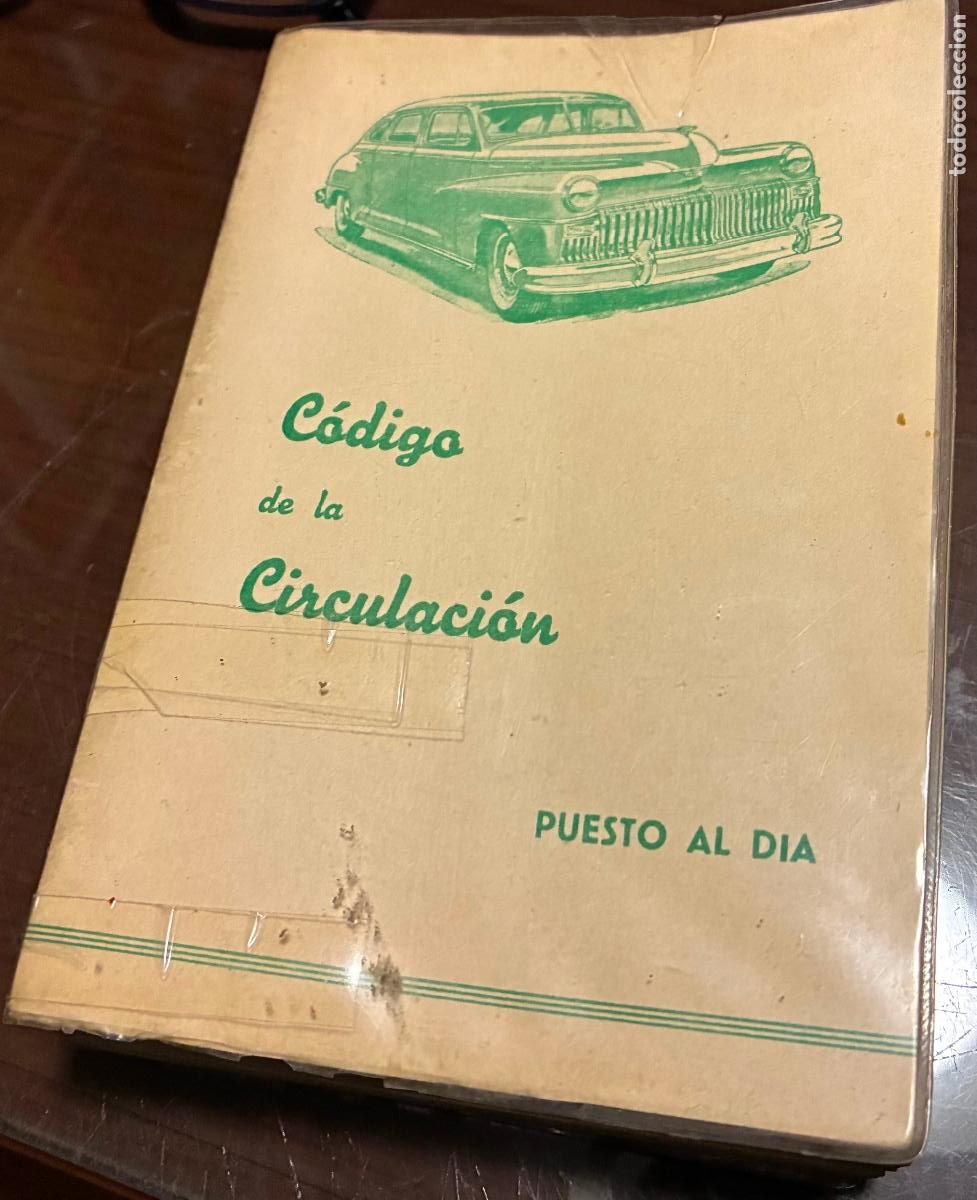 Libros de segunda mano: CODIGO DE LA CIRCULACION, Puesto al Dia, 8 EDICION. 1970 - Foto 1