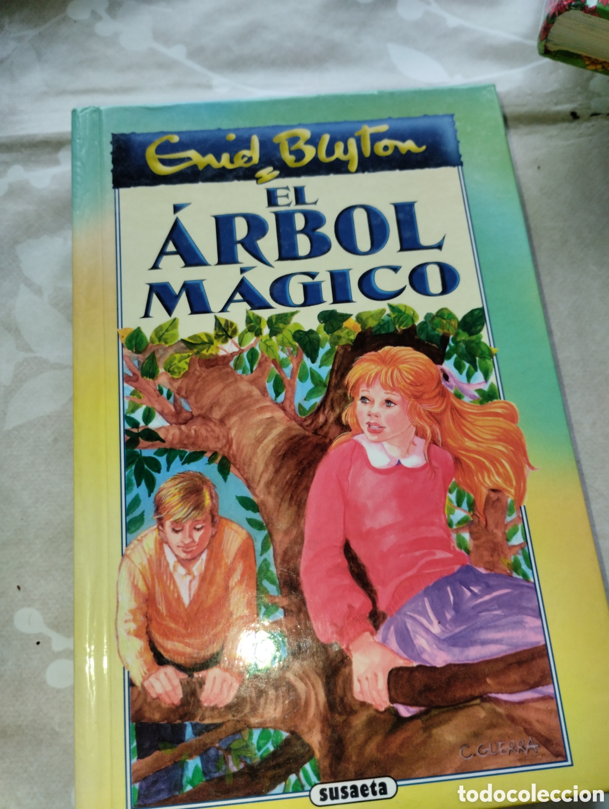 Libros de segunda mano: EL &Aacute;RBOL M&Aacute;GICO. ENID BLYTON - Foto 1
