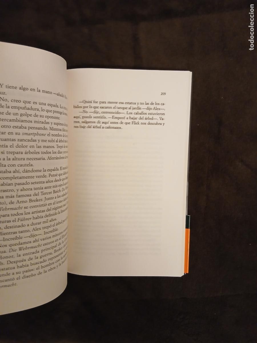 Libros de segunda mano: LOS CABALLOS DE HITLER. ARTHUR BRAND. ESPASA. - Foto 6