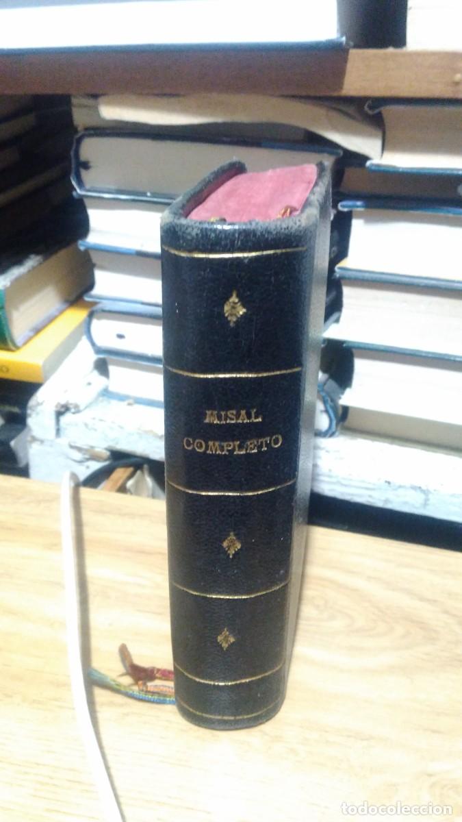 Libros de segunda mano: MISAL COMPLETO, 1942 - Foto 1