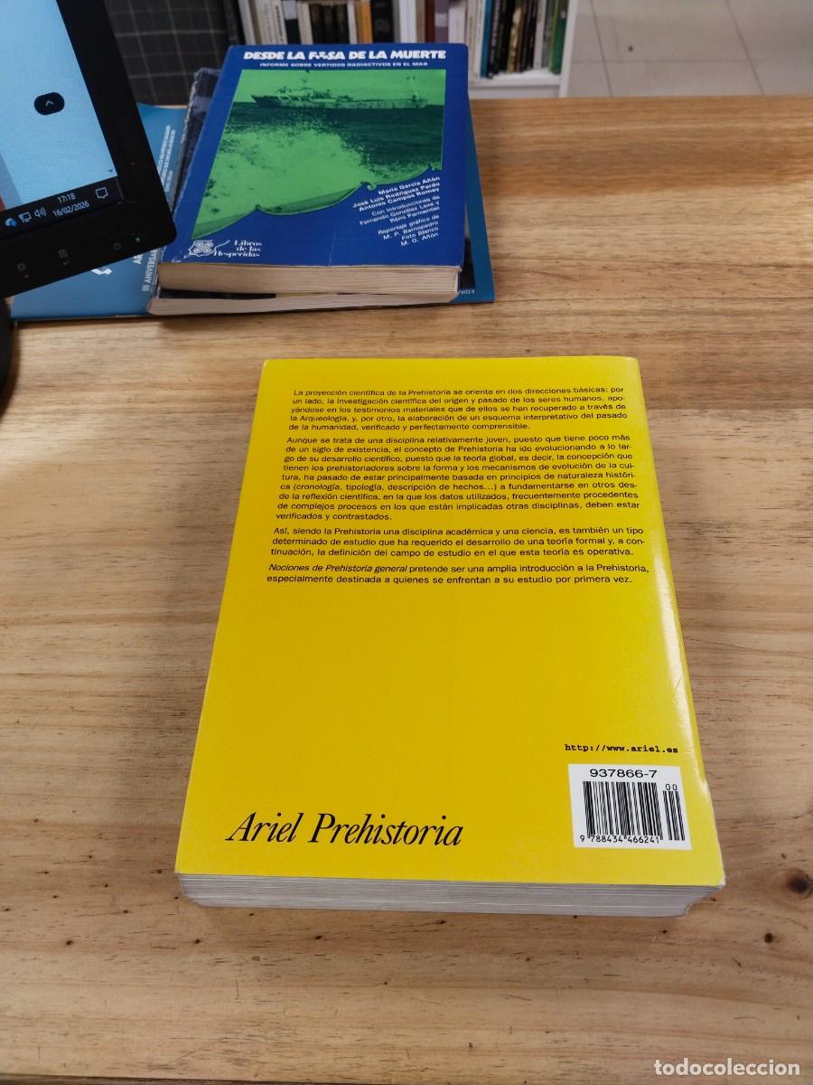 Libros de segunda mano: Nociones de Prehistoria General - Jorge Juan Eiroa - Foto 2