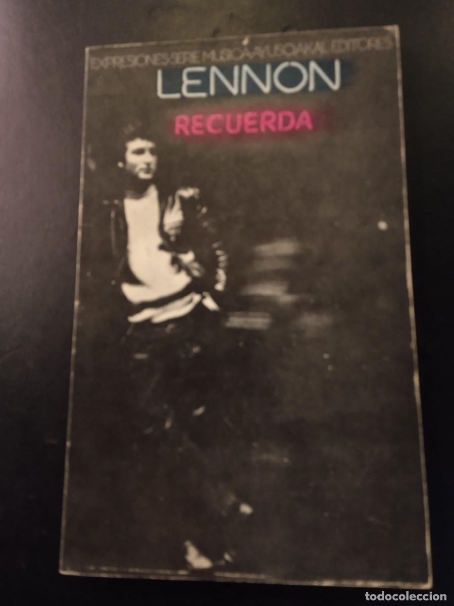 Libros de segunda mano: JOHN LENNON RECUERDA- LIBRO. ESTADO MINT - Foto 1