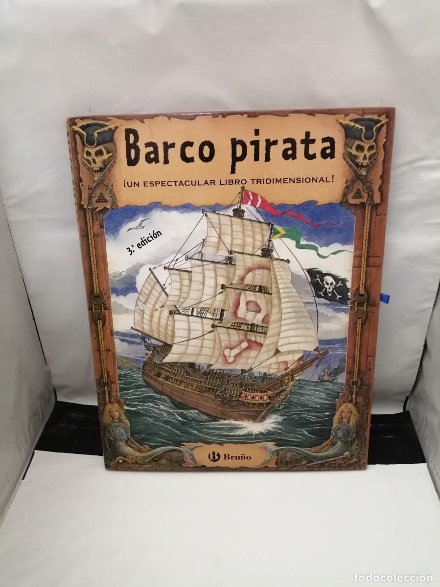 Second hand books: BARCO PIRATA: Un espectacular libro tridimensional (POP UP+ hoja recortables con 15, de 17 figuras)