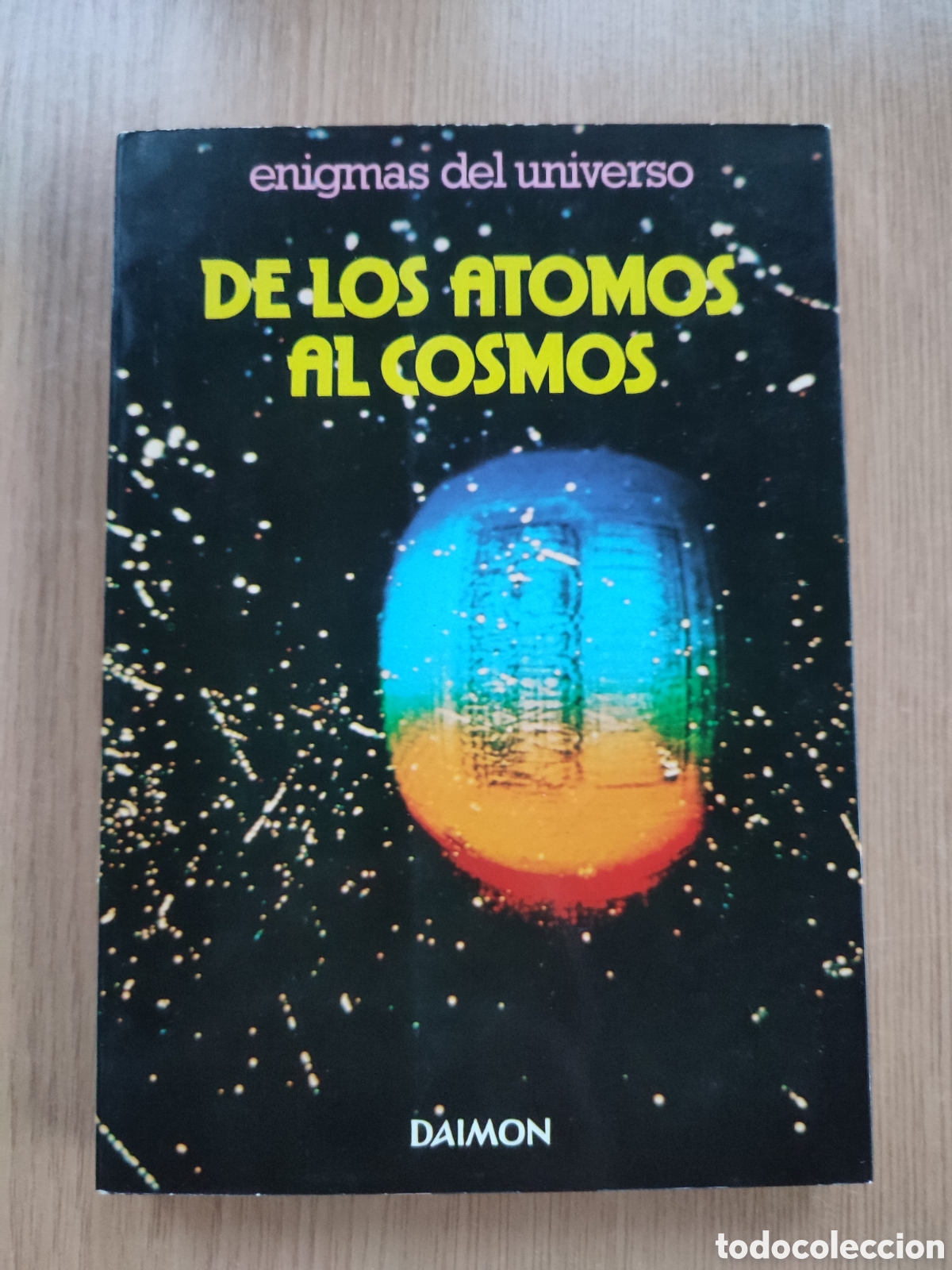 Libros de segunda mano: De los &aacute;tomos al cosmos. Piero Banucci. Daimon - Foto 1