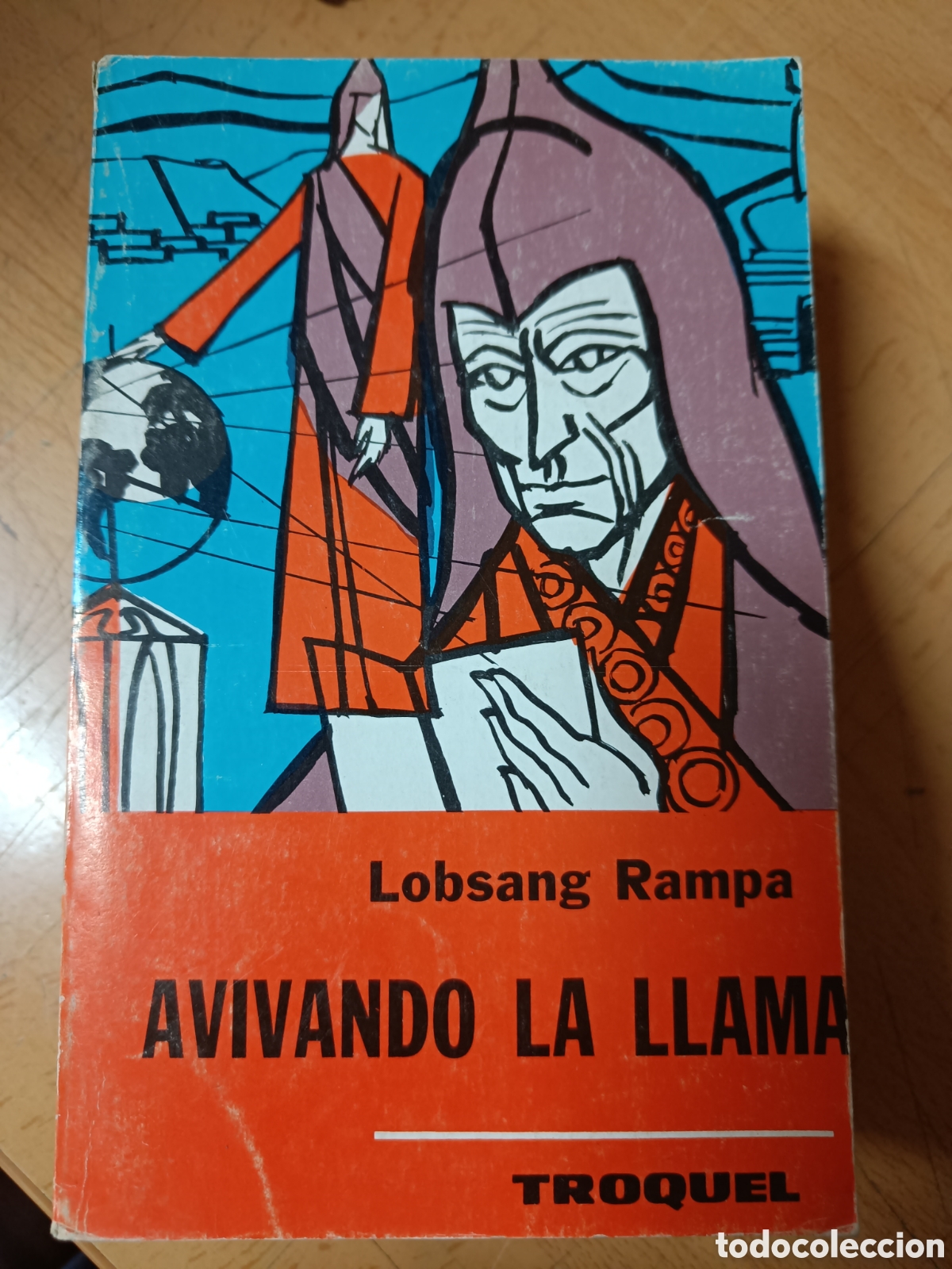 Libros de segunda mano: AVIVANDO LA LLAMA . LOBSANG RAMPA - Foto 1