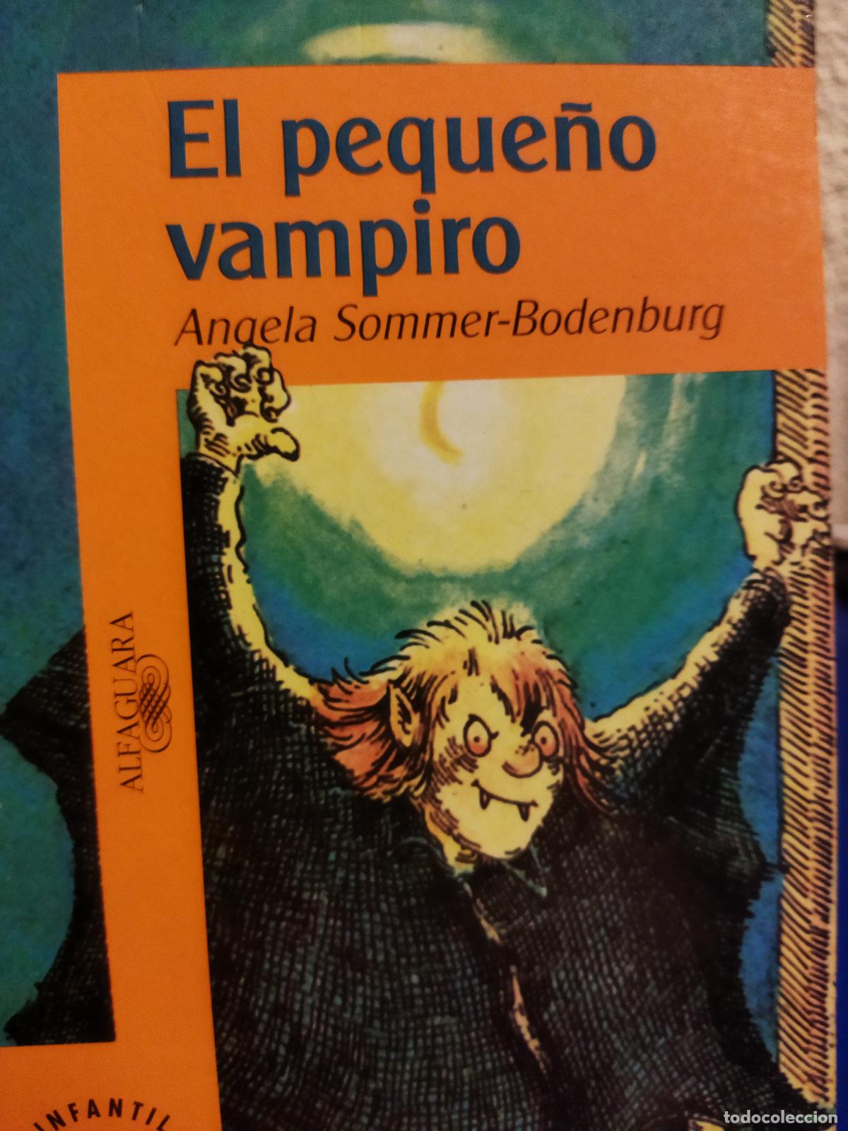 Libros de segunda mano: El peque&ntilde;o vampiro Angela Sommer Bodenburg - Foto 1