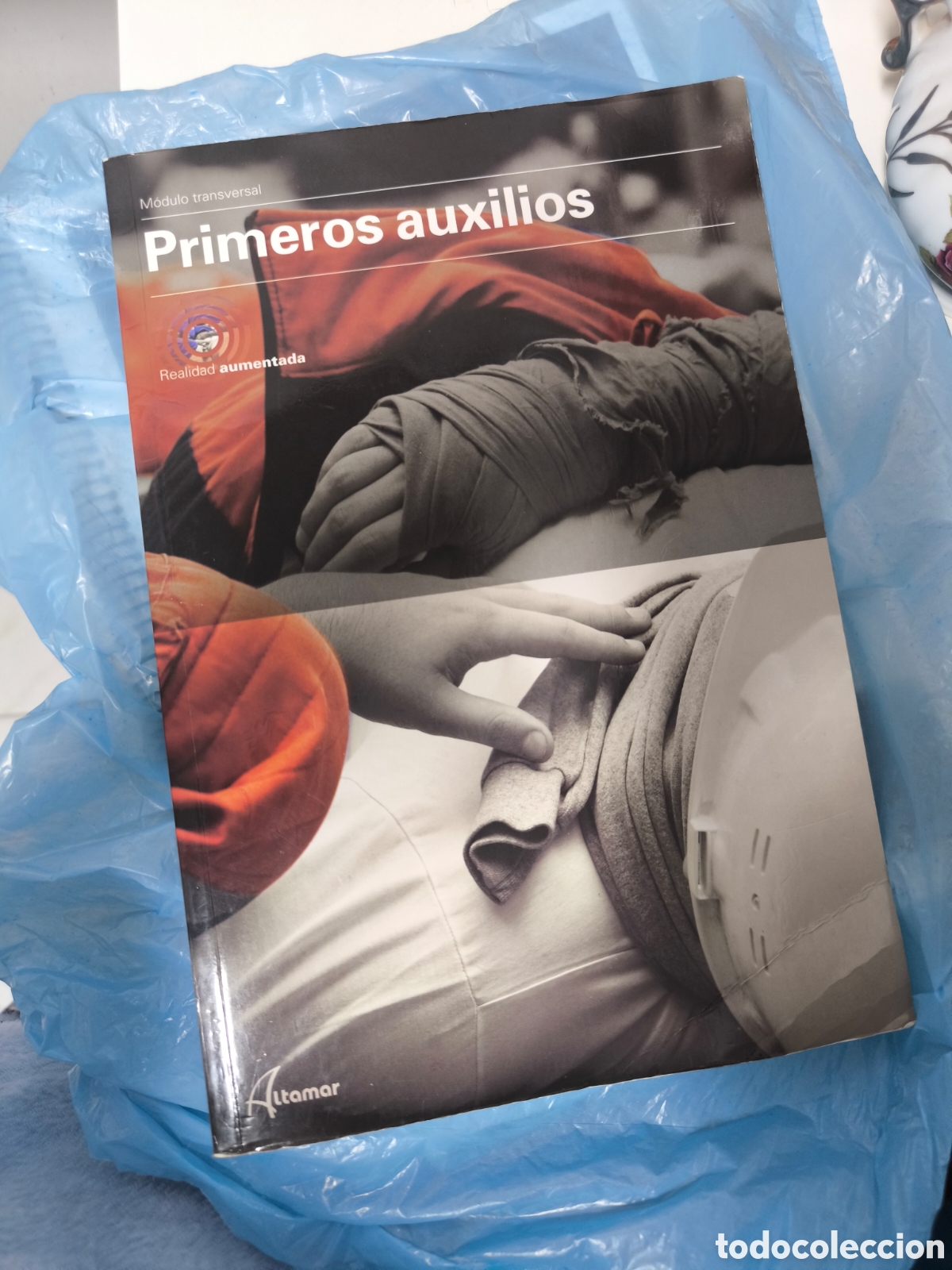 Libros de segunda mano: Libro primeros auxilios - Foto 1