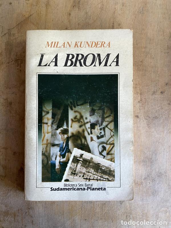 Libros de segunda mano: La broma - Kundera Milan - Foto 1