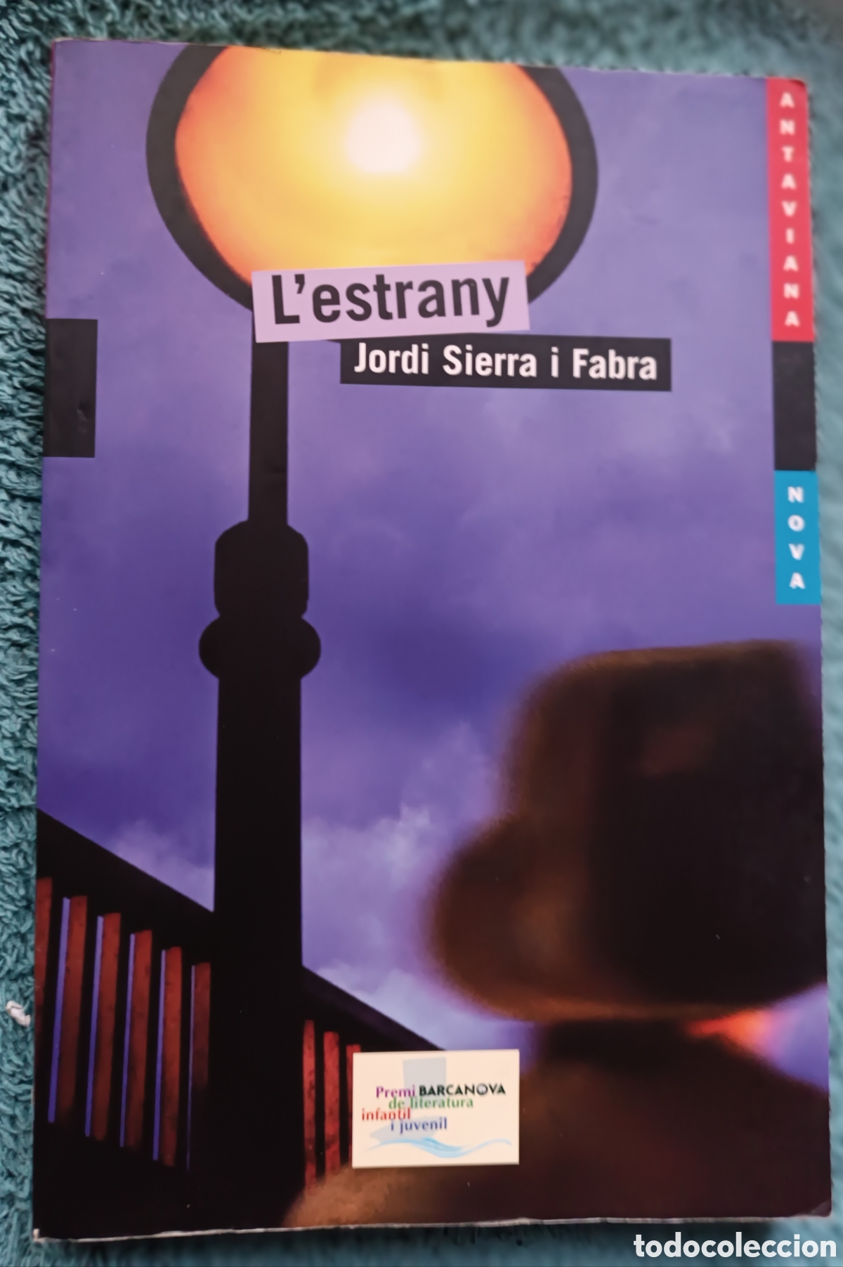Libros de segunda mano: L ESTRANY Jordi Sierra Fabra ( catal&agrave;) - Foto 1