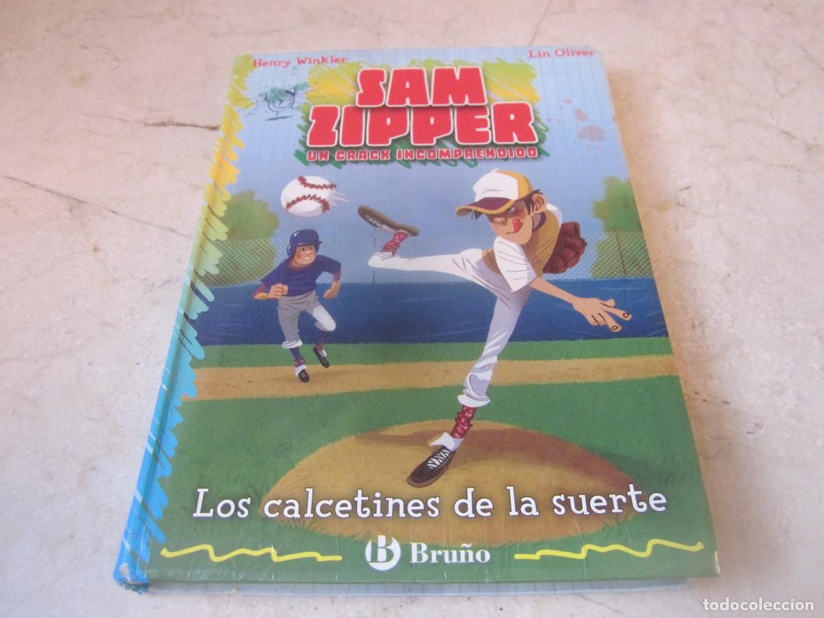 Libros de segunda mano: SAM ZIPPER - LOS CALCETINES DE LA SUERTE - BRU&Ntilde;O 2010 - Foto 1