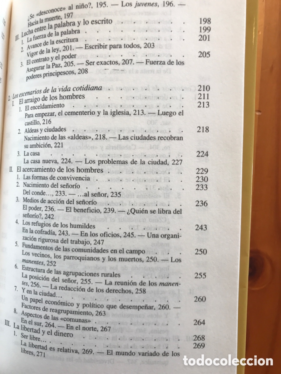 Libros de segunda mano: La sociedad medieval / Fossier / Critica - Foto 7