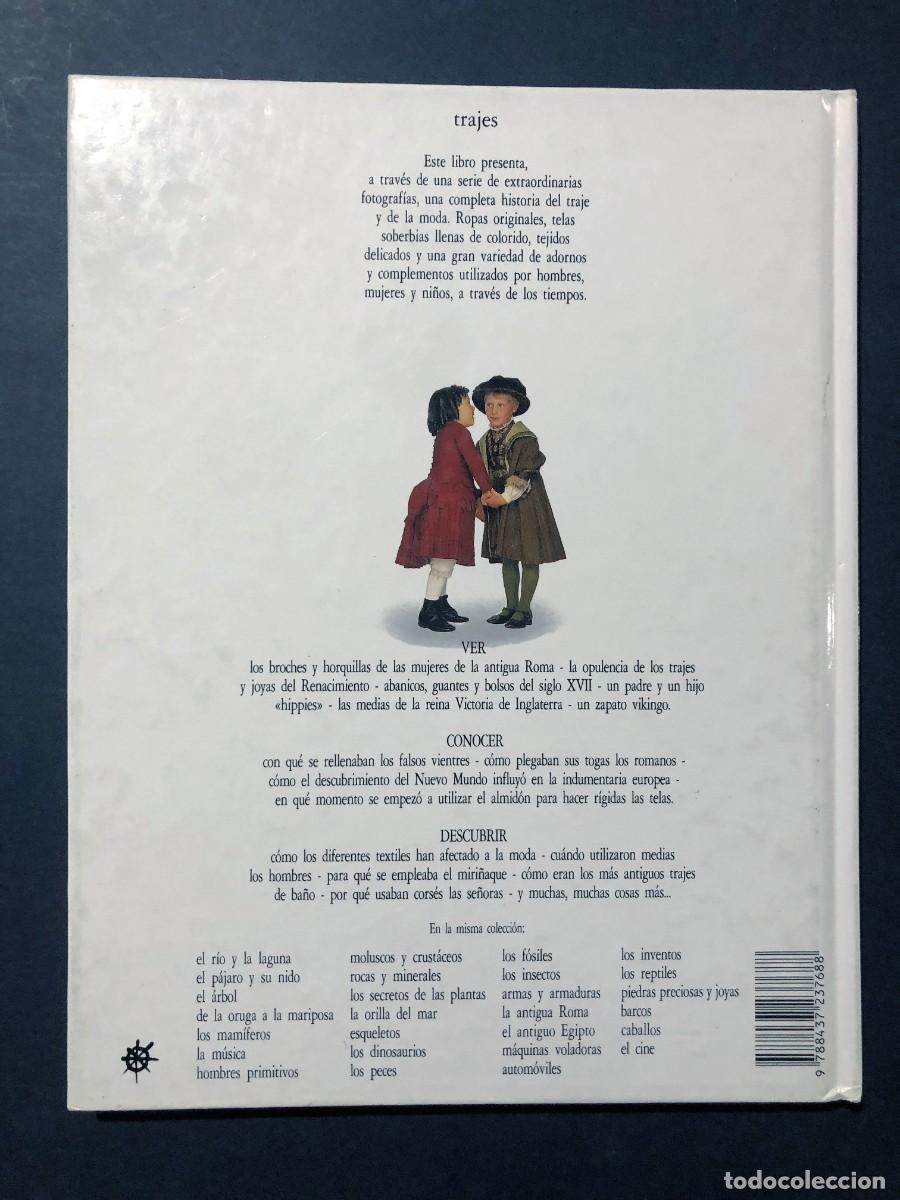 Libros de segunda mano: TRAJES / BIBLIOTECA VISUAL ALTEA / TAPA DURA / 1992 / SIN USAR - Foto 5