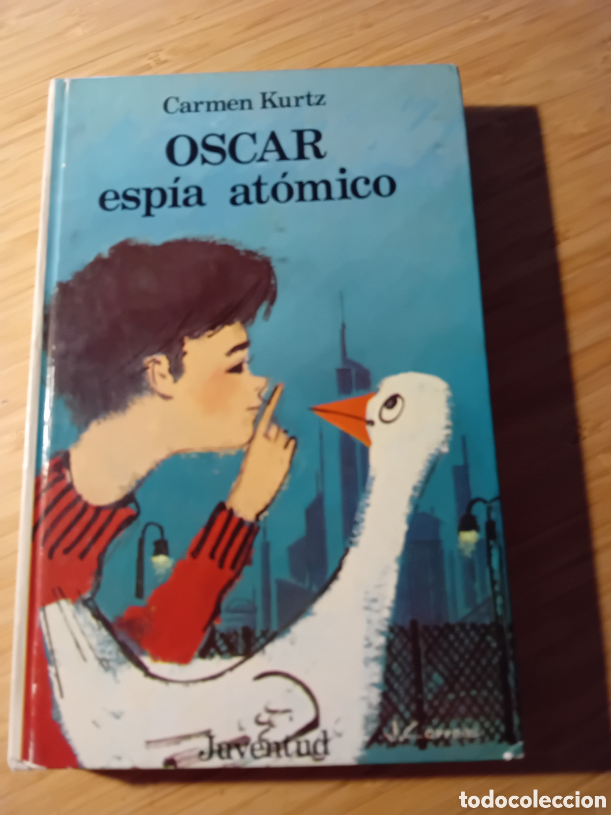 Libros de segunda mano: Oscar, esp&iacute;a at&oacute;mico - Carmen Kurtz (Juventud 1981) - Foto 1