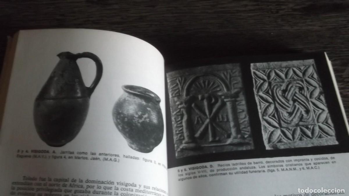 Libros de segunda mano: Cer&aacute;mica Medieval Espa&ntilde;ola edt labor - Foto 2