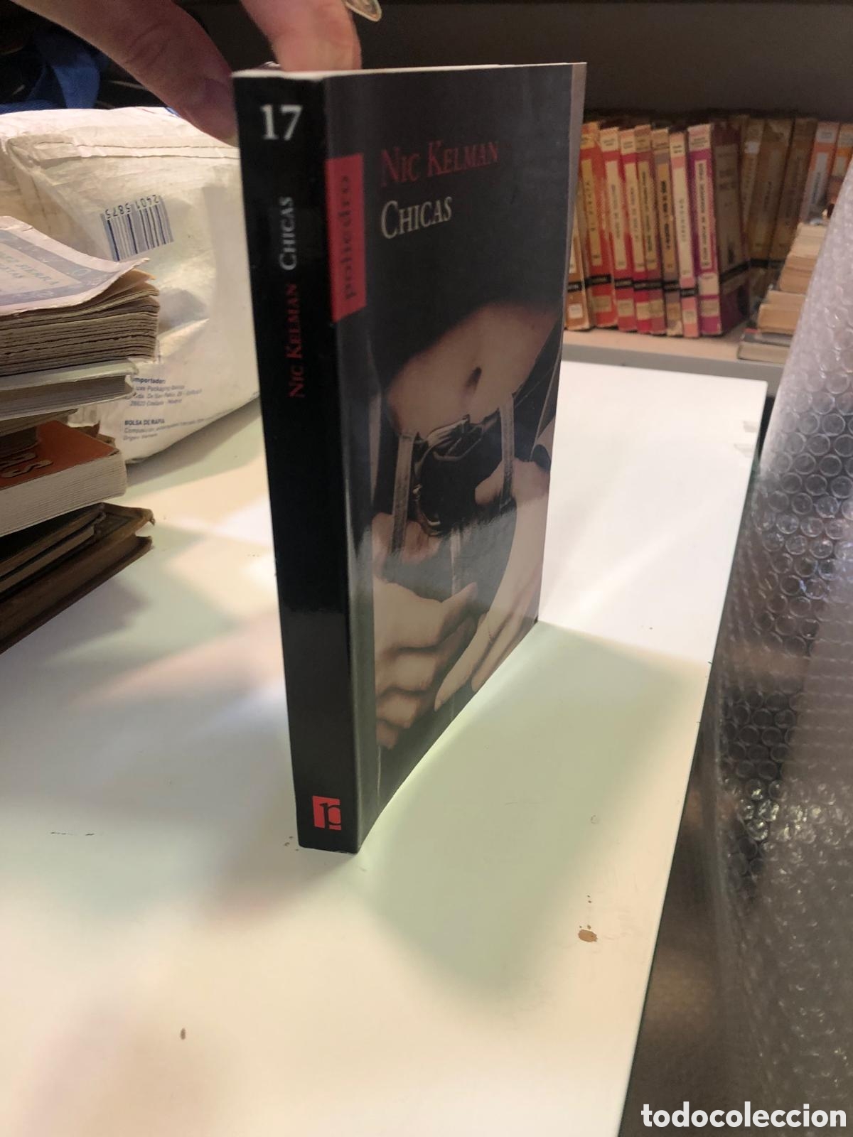 Libros de segunda mano: Chicas - Nic Kelman (2004) - Foto 1